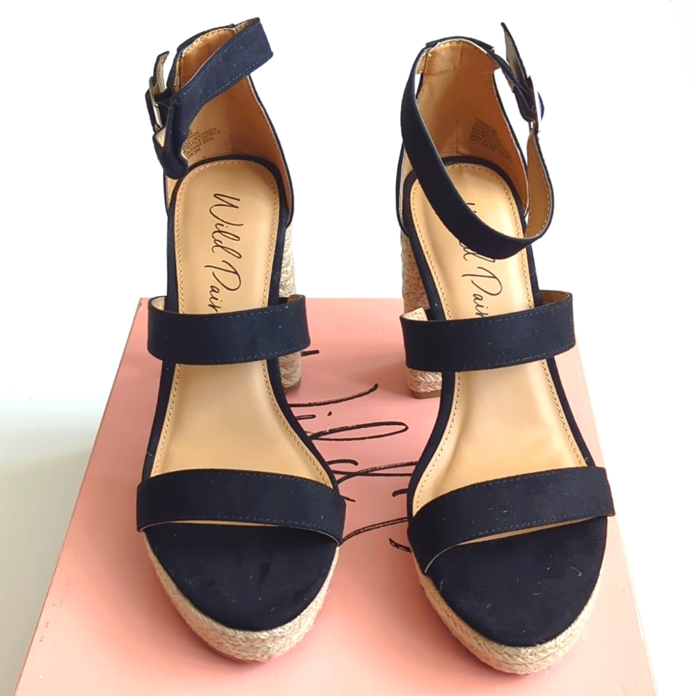 Wild Pair Yamina Platform Dress Sandals - Picture 3 of 5